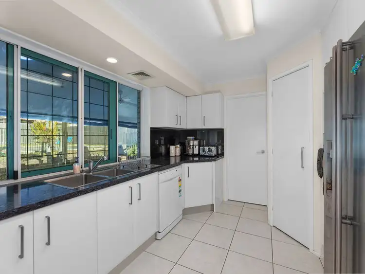 Sixth view of Homely house listing, 7 Helmsley Court, Yamanto QLD 4305