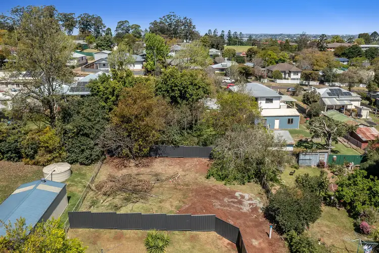 6 Perry Street, Harlaxton QLD 4350