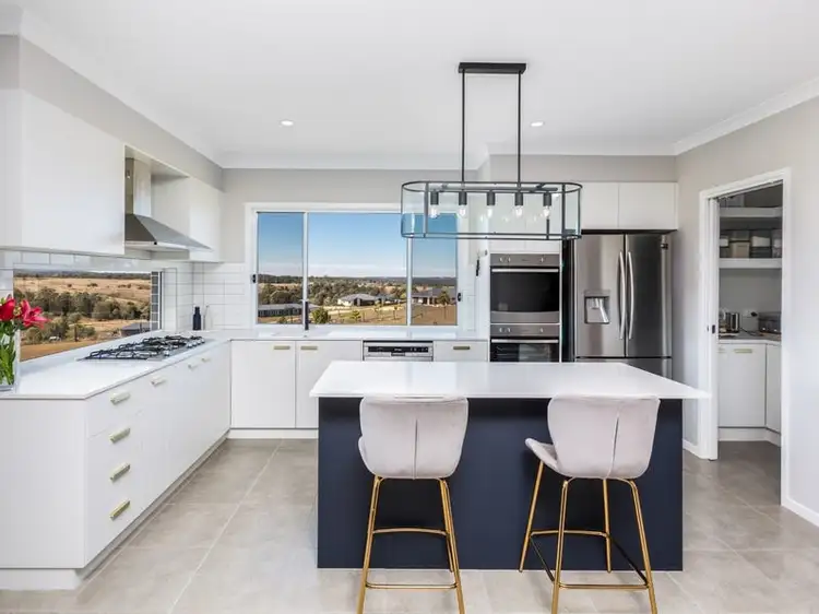 28 Caffery Drive, Haigslea QLD 4306