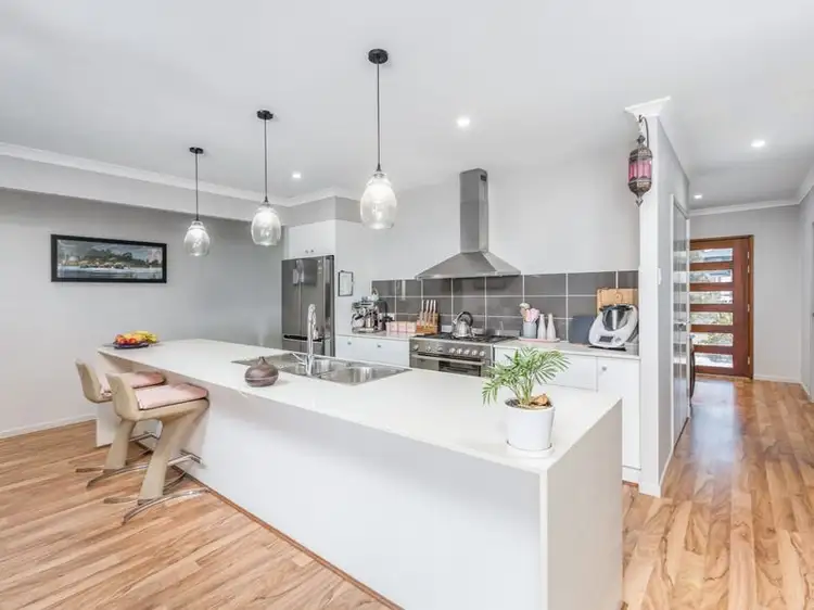 Second view of Homely house listing, 31 Nagle Crescent, Hatton Vale QLD 4341