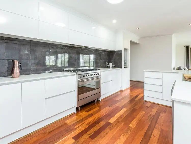 36 Christella Court, Fernvale QLD 4306