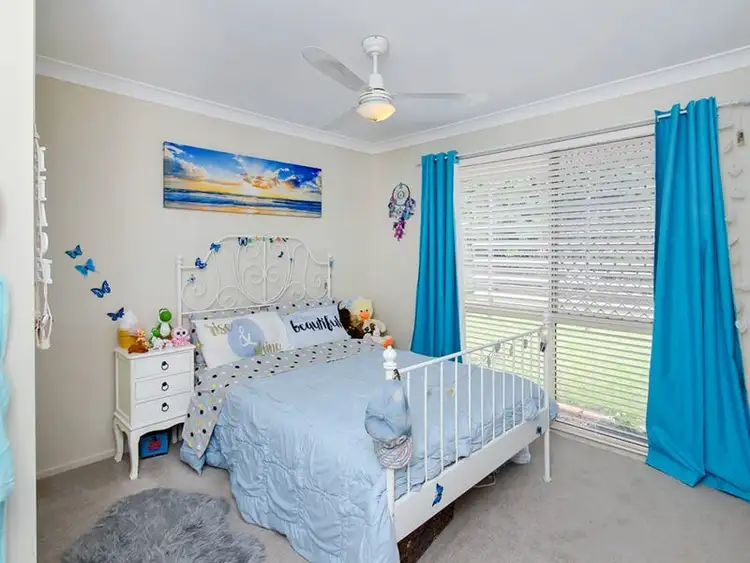 2/27 Cambridge Street, Silkstone QLD 4304