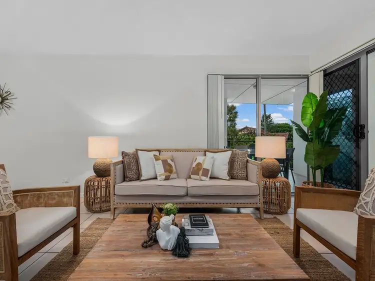 24/11 Riding Road, Hawthorne QLD 4171