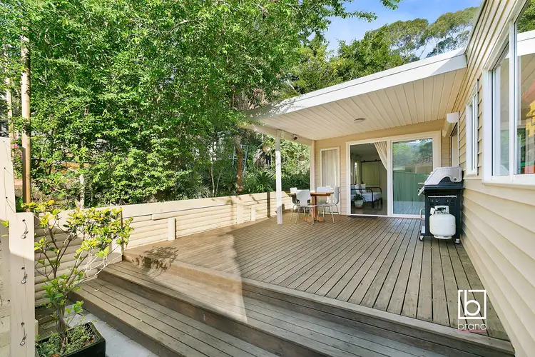 11 Sherwood Drive, Springfield NSW 2250
