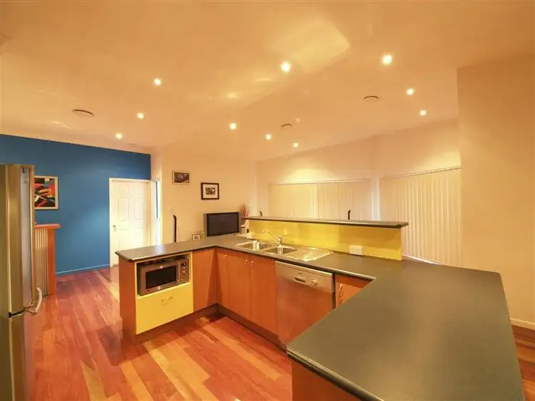 Sixth view of Homely house listing, 10 Memoire Court, Eatons Hill QLD 4037