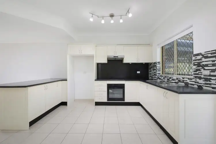 Fourth view of Homely townhouse listing, 1/324 Hector Street, Bass Hill NSW 2197
