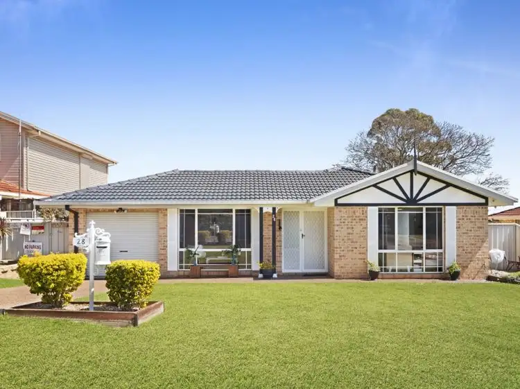 28 Moncrieff Close, St Helens Park NSW 2560