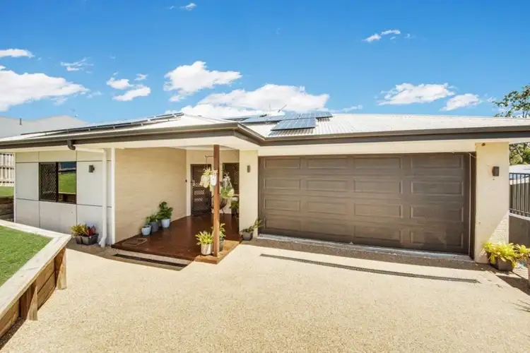 Second view of Homely house listing, 1/7 Centaurus Close, Telina QLD 4680