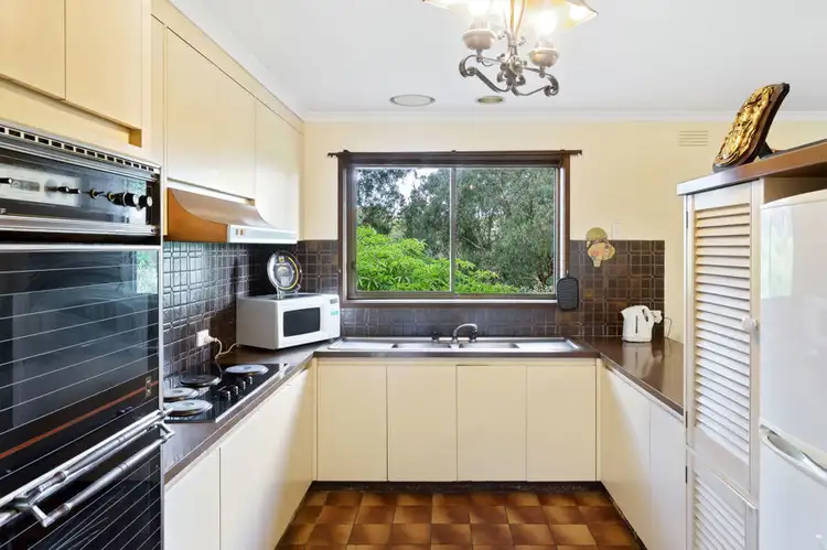 Sixth view of Homely house listing, 4 Rangeview Road, Donvale VIC 3111