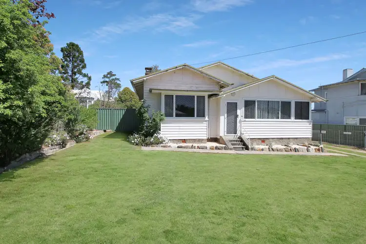 126 Rouse Street, Tenterfield NSW 2372