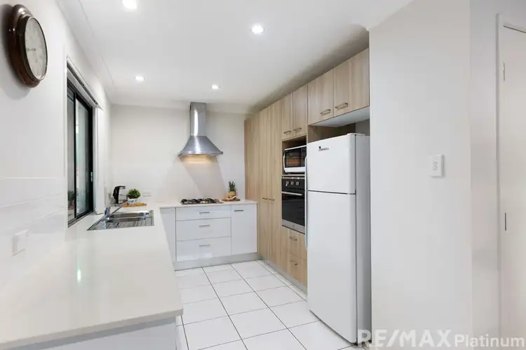 21 Mount View Crescent, Narangba QLD 4504