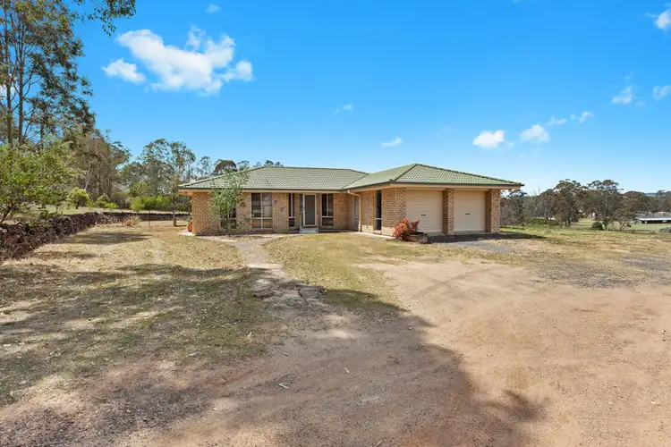 11 Devoncourt Lane, Crows Nest QLD 4355