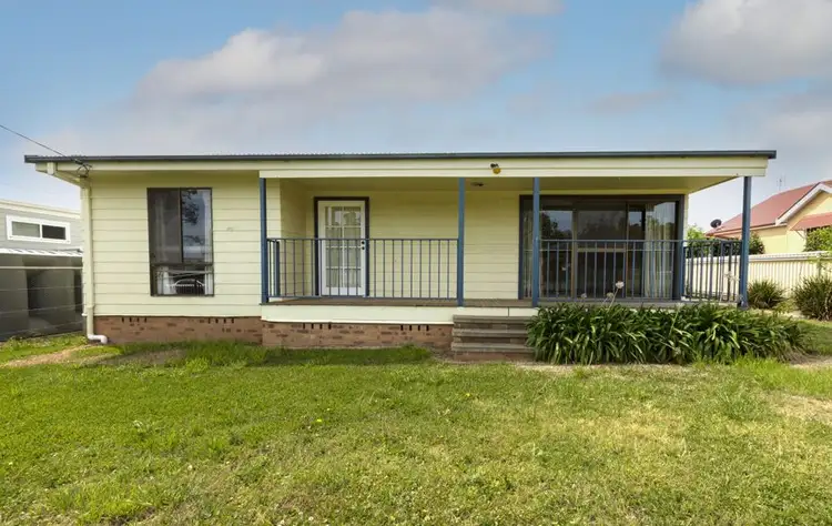 10 Philip Street, Scone NSW 2337