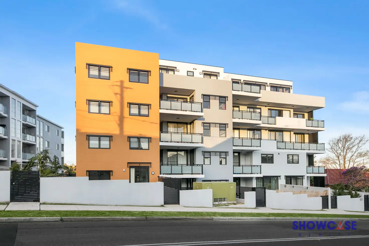 Main view of Homely unit listing, 4/110-112 Adderton Road, Carlingford NSW 2118