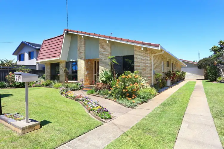 239 Mallawa Drive, Palm Beach QLD 4221