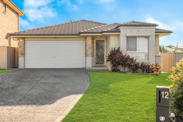12 Lovely Place, St Helens Park NSW 2560