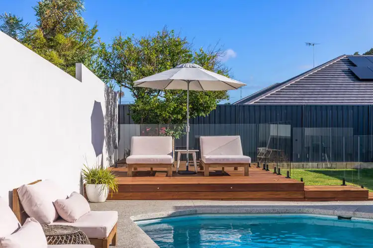 3 Benningfield Road