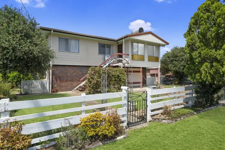 18 Gillian Street, Beachmere QLD 4510