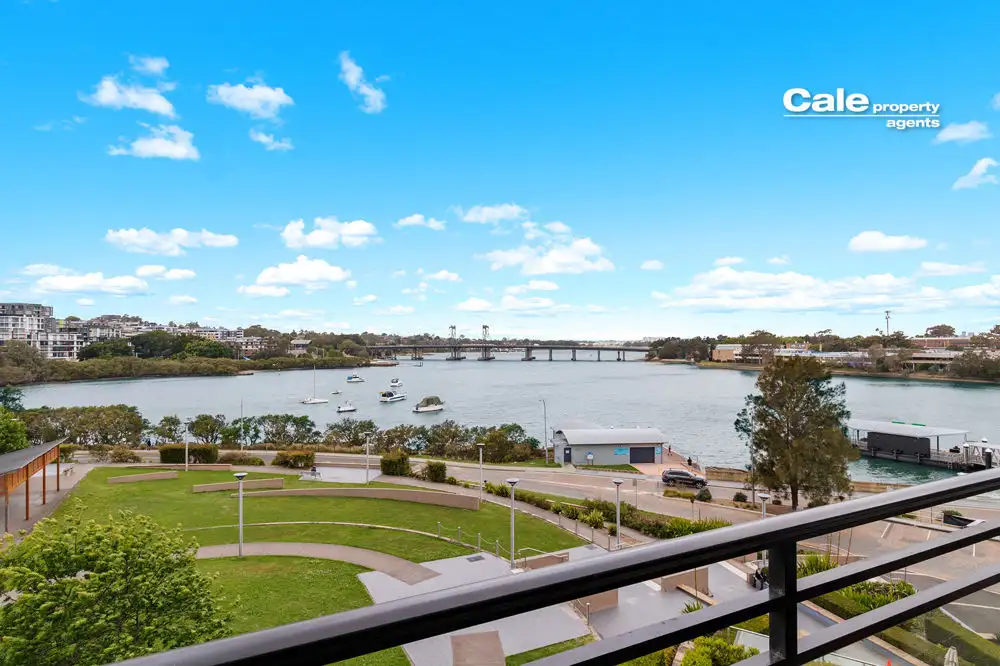 Main view of Homely unit listing, 17/2 Bay Drive, Meadowbank NSW 2114