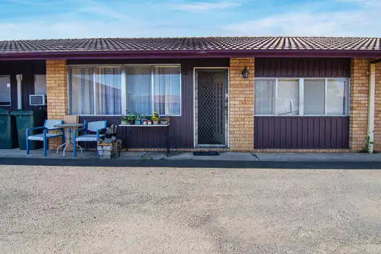 8/9-13 Diane Street, Tamworth NSW 2340