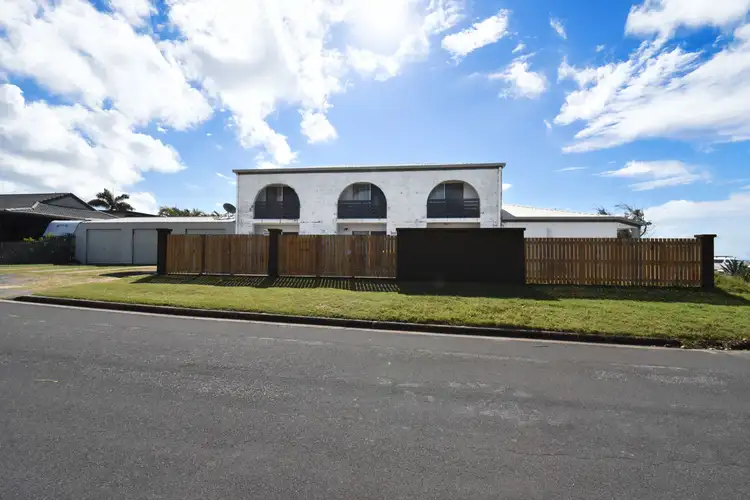 48 Pacific Esplanade, Slade Point QLD 4740