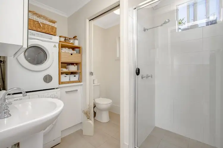 Sixth view of Homely unit listing, 4/10 Tweed Street, Coolangatta QLD 4225