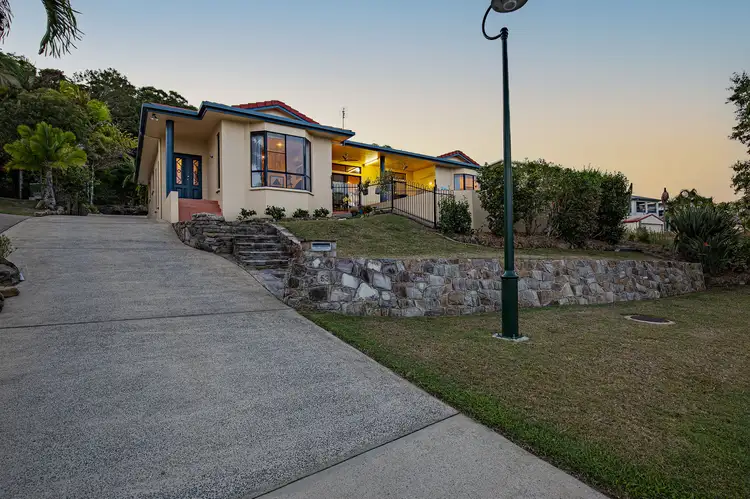 53 Cinnamon Drive, Glenella QLD 4740