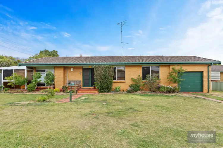 5 Barden Court, Harristown QLD 4350