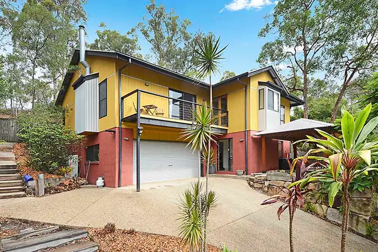 31 Larwood Place, Ferny Hills QLD 4055