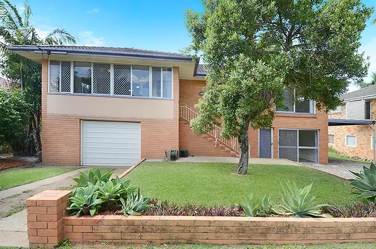 11 Mayled Street, Chermside West QLD 4032