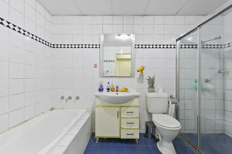 Fifth view of Homely unit listing, 10/166-168 Bridge Road, Westmead NSW 2145