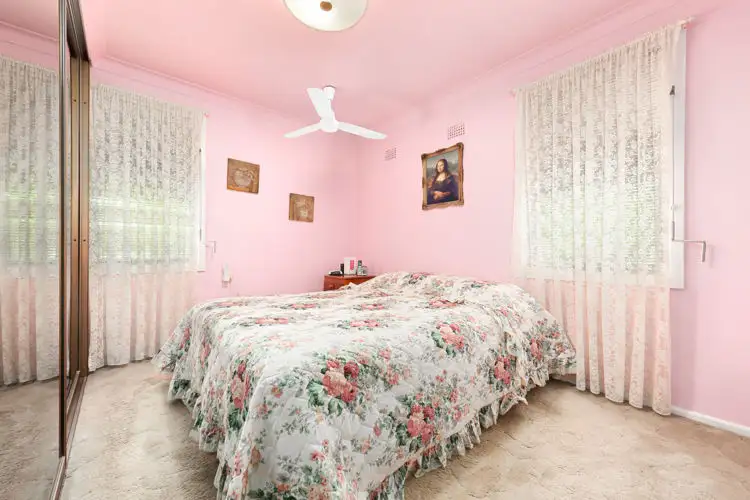 Sixth view of Homely house listing, 8 Eureka Crescent, Sadleir NSW 2168