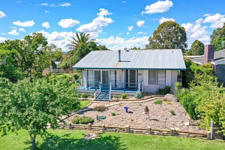 96 Martin Street, Tenterfield NSW 2372