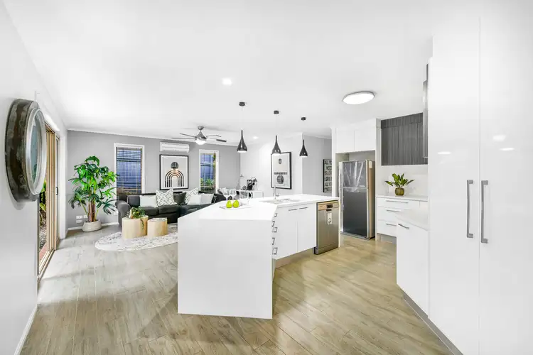 12 Mclaren Pl, Buderim QLD 4556
