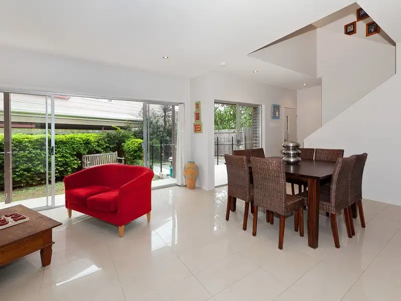 Main view of Homely townhouse listing, 10/99 Ashby Street, Fairfield QLD 4103