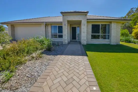 35-37 Neylon Drive, Ningi QLD 4511
