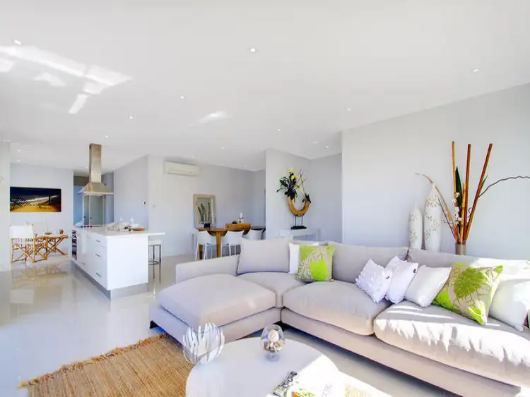 2/18 Campbell Crescent, Terrigal NSW 2260
