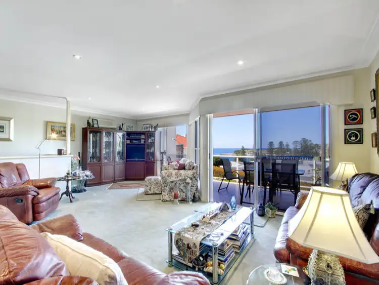 Fourth view of Homely townhouse listing, 2/27 Painters Lane, Terrigal NSW 2260