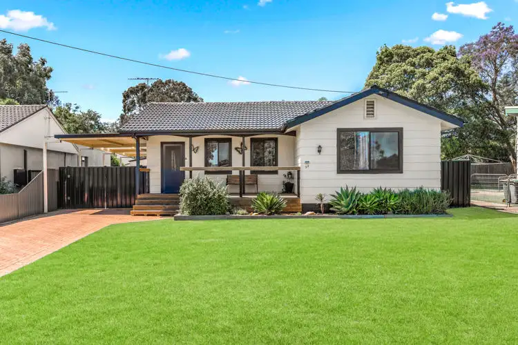 32 Hargrave Street, Leumeah NSW 2560