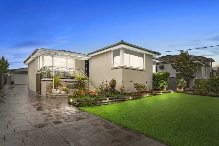 10 Damien Avenue, Greystanes NSW 2145