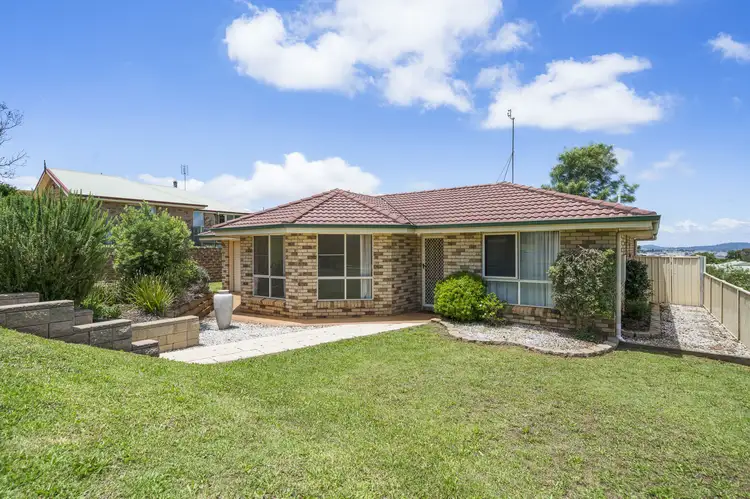 44 Barlow Street, Wilsonton QLD 4350
