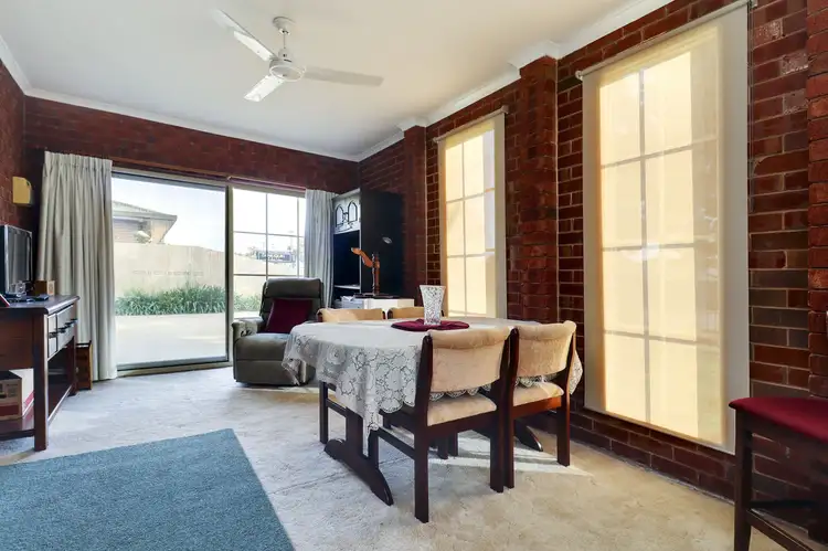 Fifth view of Homely unit listing, 1/282 Wick Street, Deniliquin NSW 2710