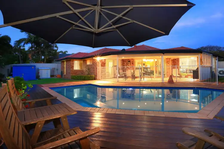 28 Oak Hill Crescent, Parkwood QLD 4214