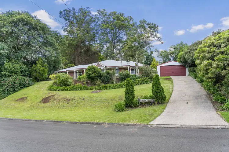 4 Hillsdale Crescent, Blue Mountain Heights QLD 4350