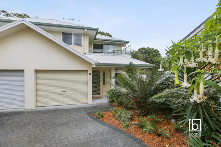 Main view of Homely villa listing, 3/6 Elizabeth Drive, Noraville NSW 2263