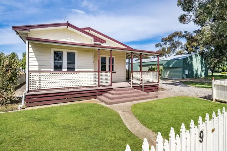 9 Dundas Street, Inverleigh VIC 3321