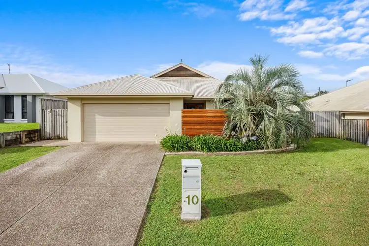 10 Presentation Boulevard, Nambour QLD 4560