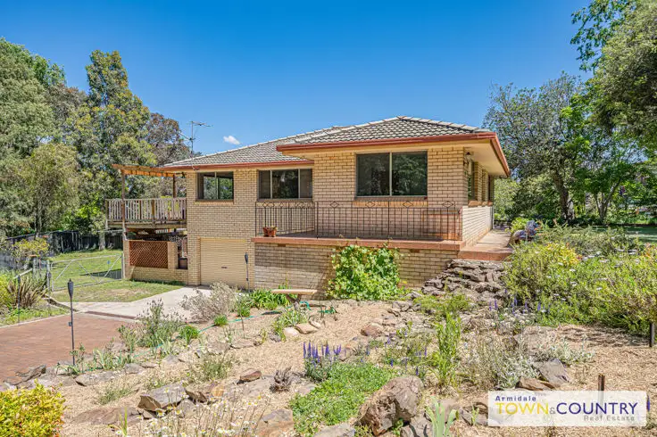 31 Chestnut Avenue, Armidale NSW 2350