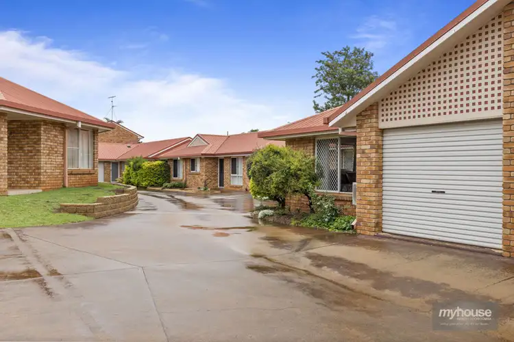 2/31 Gladstone Street, Newtown QLD 4350