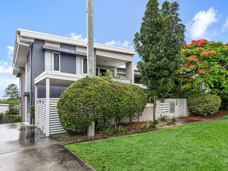 Main view of Homely unit listing, 5/15-17 Kennington Road, Camp Hill QLD 4152